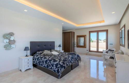 Villa Irene, Large First Line Villa wíth amazing sea- and coast views and large private swimming pool! - Photo 36
