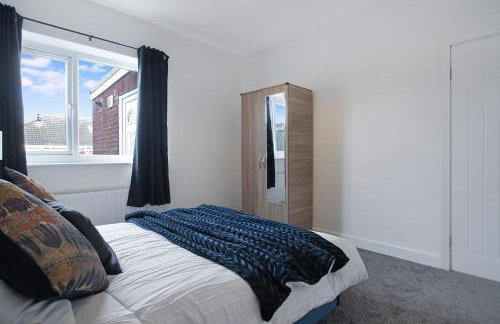 Spacious Living Room & Modern Comforts, Sleeps 4 - Foto 11