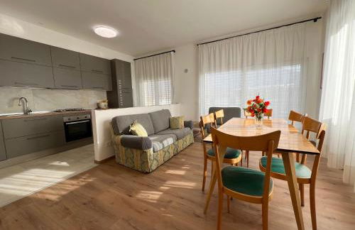 CASA PAOLA Central Stay by the Lake - Foto 16