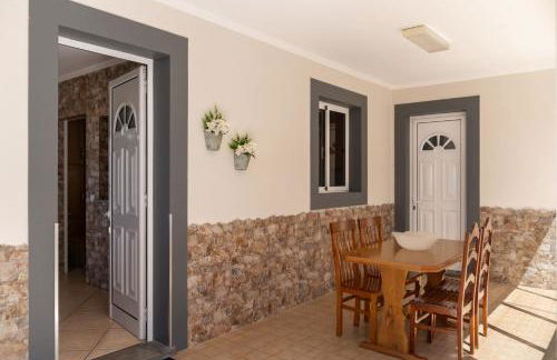 Gazela House Comfort & Barbecue in Porto Santo - Foto 11