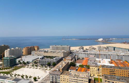 HostWise – Modern Flat w/ Terrace | Near the Beach - Photo 36