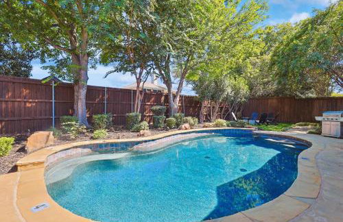 5BD 2BA w Backyard Oasis Pool Jacuzzi Firepit - Foto 35