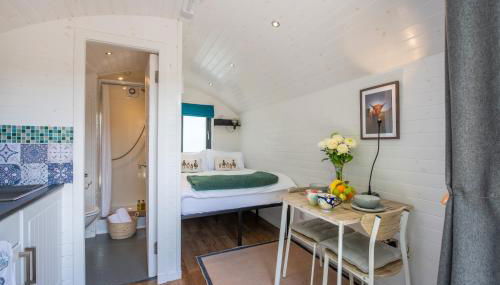 Loch Ness Hideaway Pod - Photo 2