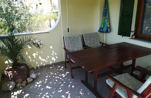 Apartment Matea - 20m from the beach - Foto 31