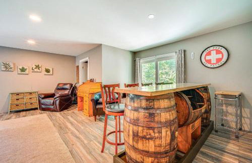 Wilmington Retreat Near Trails, Skiing and Festivals - Photo 13