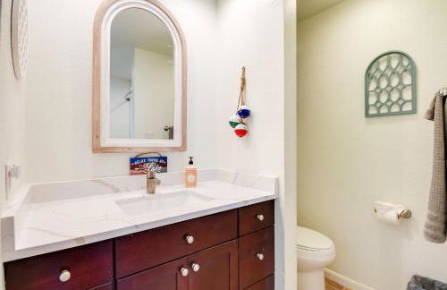 Lake Conroe Condo Balcony, Views and Pool Access! - Photo 17