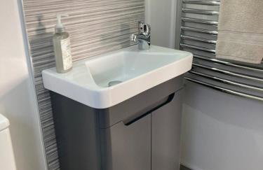 Binnian Gateway - Photo 16