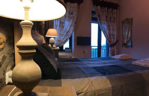 Δάφνη 1933, Λιθόχτιστο Αρχοντικό στο Βουνό - Foto 4