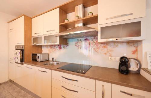 Apartment Ante with Jacuzzi & Seaview - Foto 24