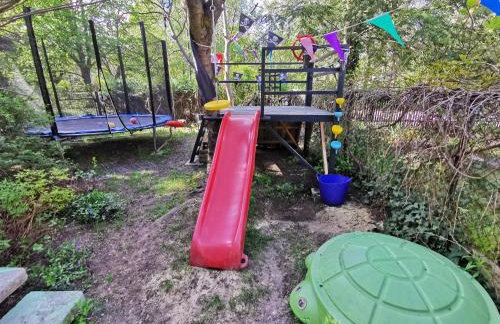 Spacious 3 Bedroom Family Oasis with Sauna, 20 min from Warsaw - Foto 16