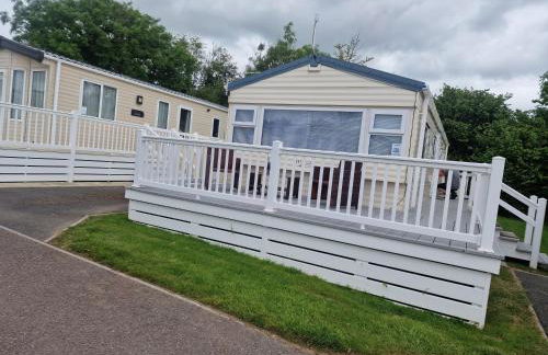 Lodge Sleeps 4 - Pet Friendly with Private Parking - Foto 12