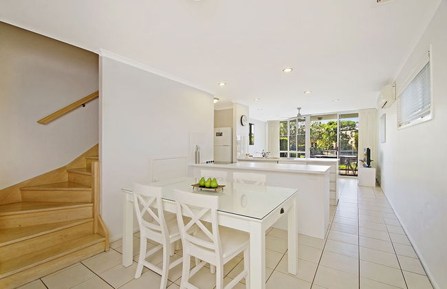 Portside Noosa Waters - Photo 9