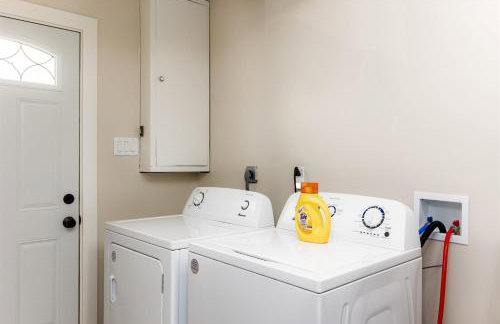 End Zone Escape2BR house 1 mile to ND Stadium! - Foto 17