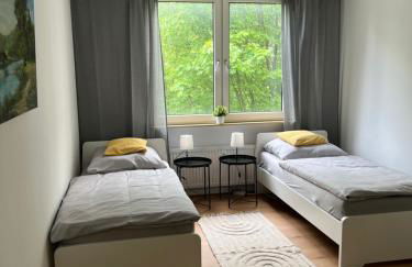 Comfy Modern 4-Bed Apartment, WiFi, 20min DUS, 5min A46 - Foto 10