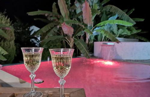 Valantas Garden Suite - Photo 15