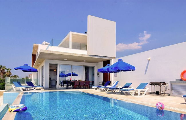 Blue - Beach Front Spectacular Villa Sleeps 10 - Foto 42