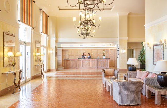 Grupotel Macarella Suites & Spa - Foto 3