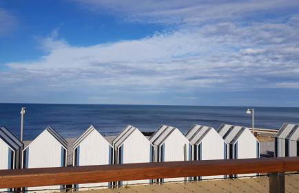Villa Colin, la tête dans les bois, à deux pas de la mer, classée 4 étoiles - Foto 25