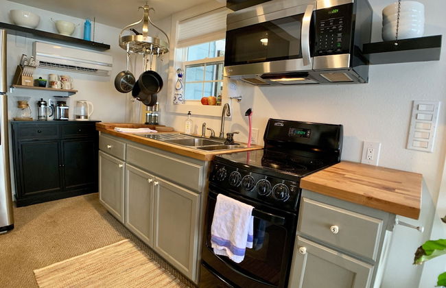 Bodhi's BumGalow - Photo 6