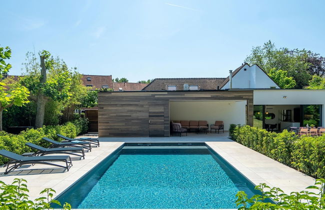 Relax in Kortrijk Luxury - Photo 1