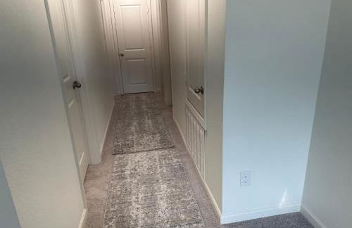 Cozy modern retreat 20 minutes from Downtown dallas Spacious fresh - Foto 17