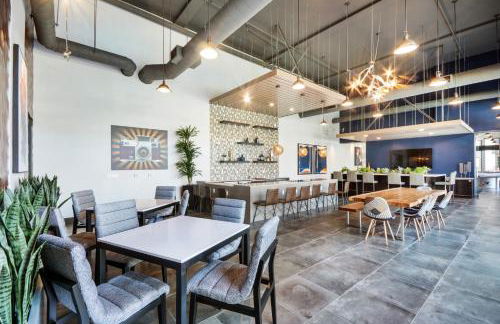 Global Luxury Suites in Menlo Park - Photo 58