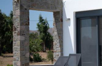Villa & Stone House with Pool, 10 Mins to Skala Eressos Beach - Foto 43