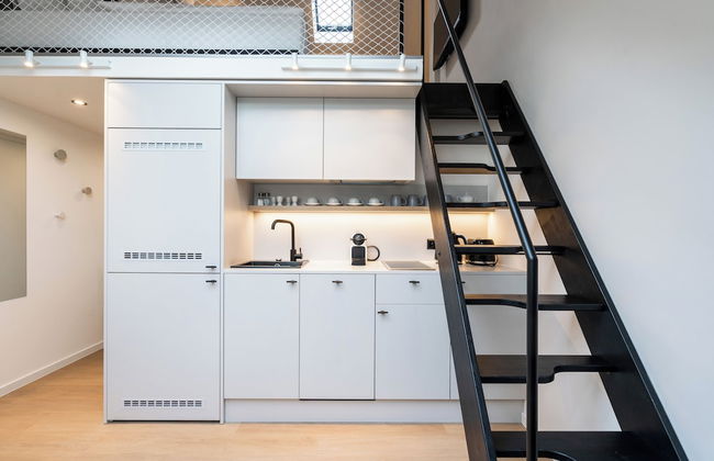 HONEST Karlín - Foto 59