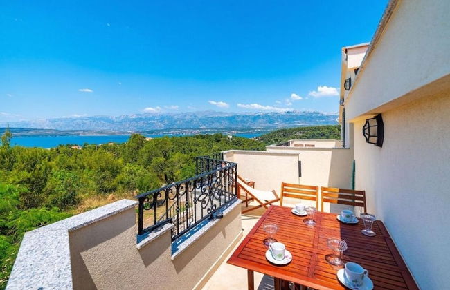 Luce - Pool and View - A1 - Photo 39