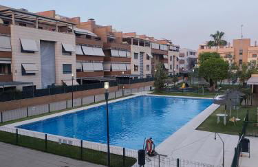 Elegante apartamento con piscina A un paso de Sevilla San Miguel - Foto 2