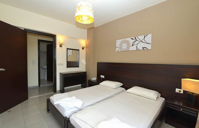 Ialysos City Hotel - Photo 17