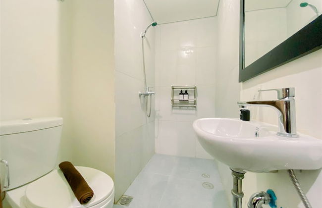 Warm And Homey Studio At Royal Sentul Park Apartment - Foto 11