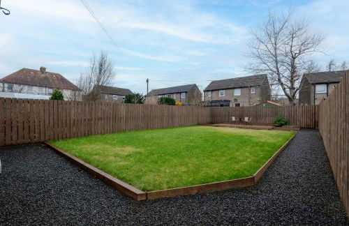 3 Bedroom House-Free Parking-by Holiday Homes - Foto 22