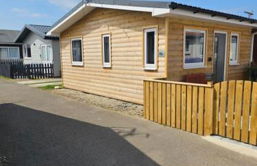 1 Bed Cabin - Sleeps 2 - Pets - 2 Min To Beach - Foto 13