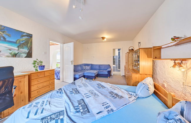 2 bedroom Apartment in Vrchlabí with private pool and garden - Photo 18