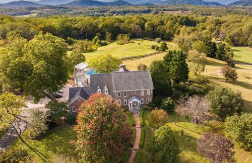 Mountain Mama Ranch - Luxury farmhouse on 200 acres with mountain views, 20mins to Shenandoah, 90mins from DC - Foto 22
