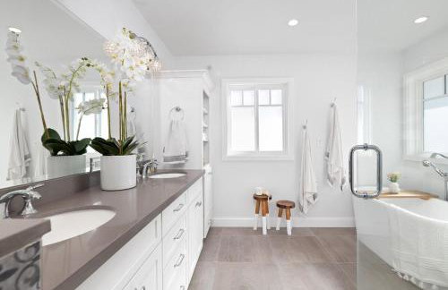 Naples Island Stunning Ocean Cottage By the Beach - Foto 49