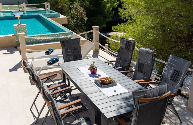 Beachfront Villa Brulupes - Foto 70