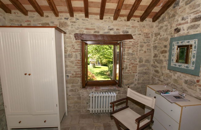 Holiday House Overlooking Lake Near Tuscany - Photo 4