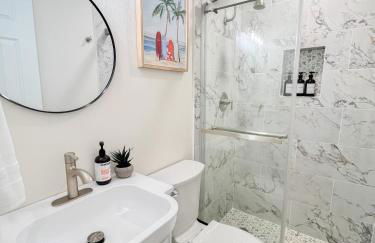 Waterfront retreat with kayaks, walk to the beach - Foto 15