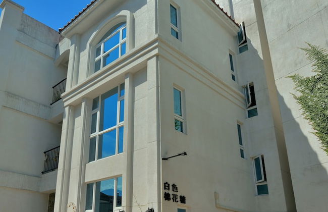 White Cotton Candy B&B - Photo 66