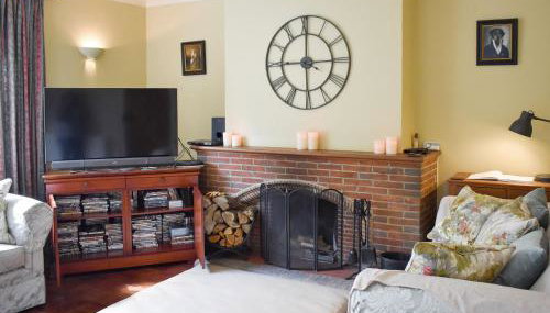 Oakdene Lodge - Photo 3