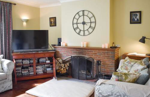 Oakdene Lodge - Photo 3