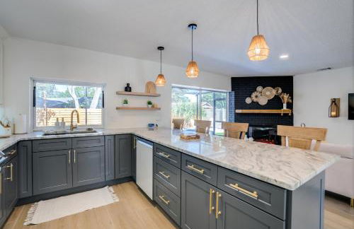 Cozy Clearwater Getaway Beach, Spa, and Luxury - Photo 14