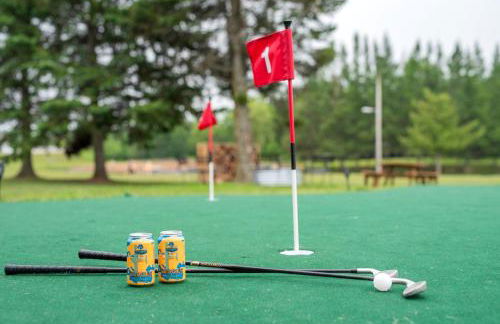 Stunning Cabin Getaway Perfect for Large Groups Situated in Boyne Falls, Michigan - Photo 30