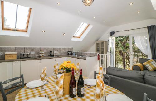 Monterey Mews - Foto 11