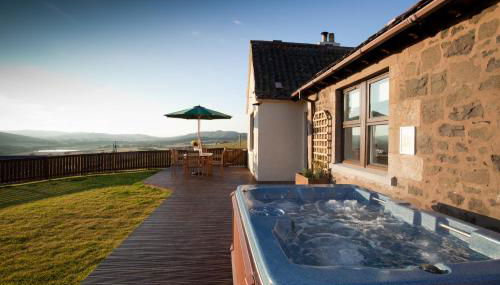 Rowan Tree Cottage with Hot Tub - Photo 1