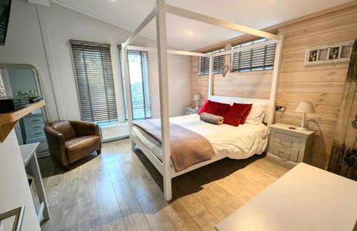 1 or 2 bedroom Hot tub Lodges - Foto 15