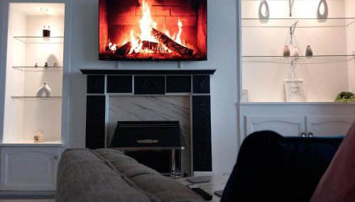 Springfield Apartment - Train to Glasgow or Edinburgh - Private Parking & Wifi - Foto 2