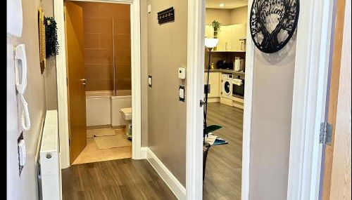 2 Bed Apartment - Sleeps 4 - Wifi - Parking - Foto 3